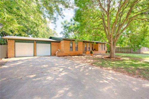 146 Skyline Dr, Chickasha, OK 73018-7247