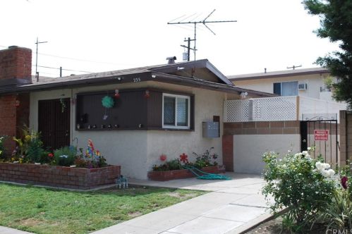 235 Canoga Pl, Anaheim CA  exterior