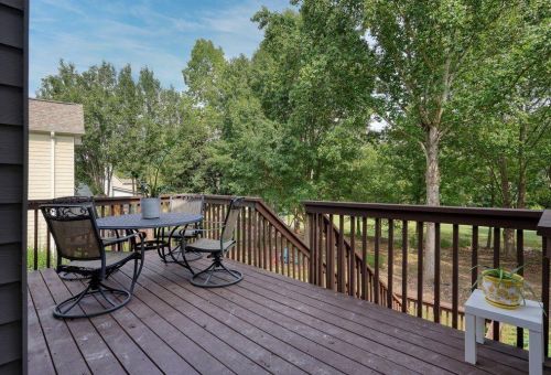 506 Chestnut Walk, Holly Springs GA  30114-7748 exterior