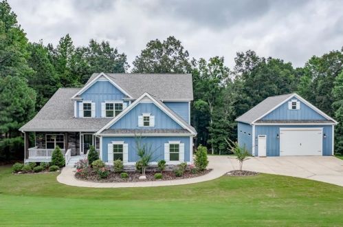 532 Black Horse Cir, Holly Springs, GA 30114-5196