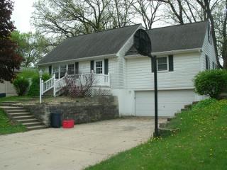 1517 1st Ave, Petersburg IA  52040-2208 exterior