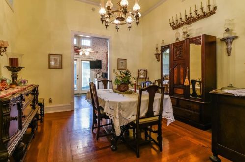 605 Bond St, Whitewright TX 75491-2212 exterior