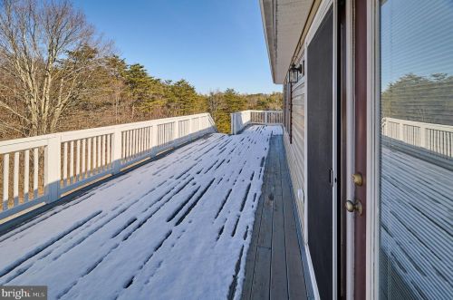 345 Journey Ln, Berkeley Springs WV exterior