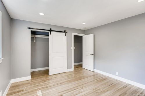 5360 Jewell Ave, Denver CO  80222-3940 exterior