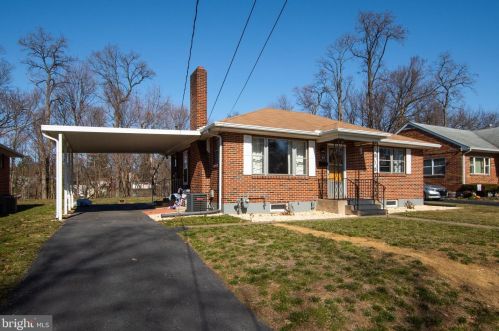 311 Angle Ave, Harrisburg, PA 17113-2219