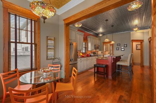 1003 Walter St, Lemont IL  60439-3920 exterior