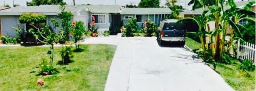 7921 Yorkshire Ave, Stanton, CA 90680-3550