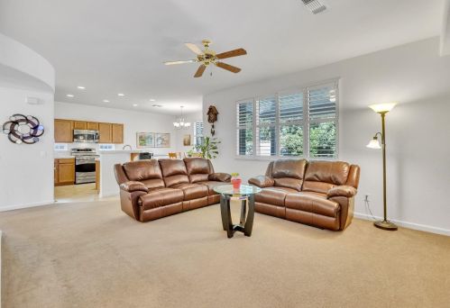 10038 Autumn Sage Way, Elk Grove, CA 95757-3312