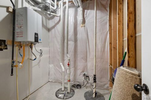 1392 Moonbeam Dr, Pueblo CO  81007-1248 exterior