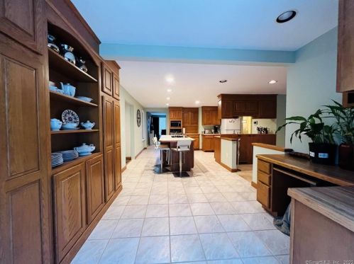 16 Mashentuck Rd, Killingly CT  06239-2221 exterior