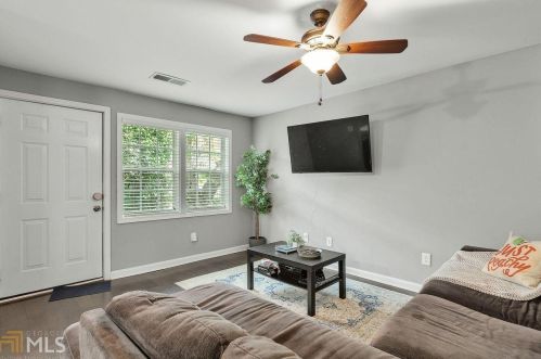 1058 Hubbard St, Atlanta GA  30310-3110 exterior
