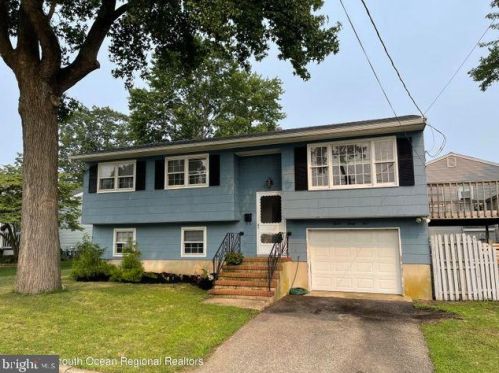 1234 Woodsend Rd, Point Pleasant Beach, NJ 08742-4052