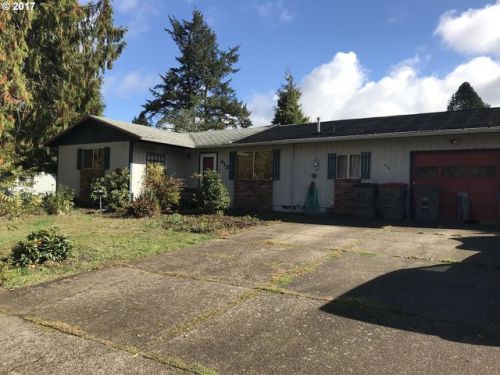 418 Brockwood Ave, Mcminnville OR  97128-6810 exterior