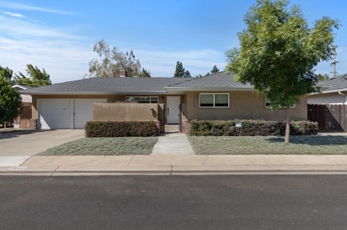 1601 Linwood Dr, Modesto, CA 95350-3931