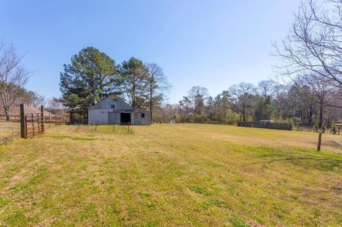 978 Thurman Rd, Stockbridge GA  30281-1423 exterior