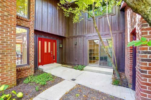 3 Brandywine Dr, Cincinnati, OH 45246-3809