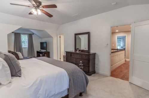 3103 Dl Dr, Atlanta GA  30305-2722 exterior