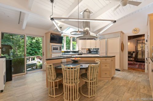 2740 Edgewood Ln, Bannockburn IL  60015-1617 exterior