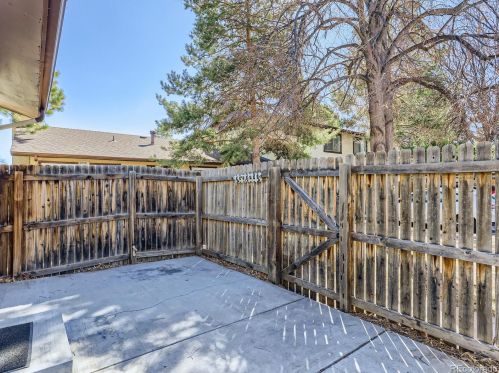 3854 Evanston St, Aurora CO  80014-4033 exterior