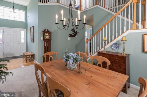 124 Copperfield Dr, Trenton NJ  08648-2583 exterior