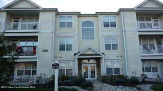 682 Saint Andrews Pl, Millstone Township, NJ 07726-9554