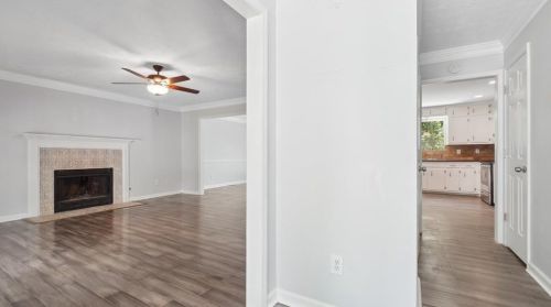 5050 Sugar Creek Dr, Buford, GA 30518-5918