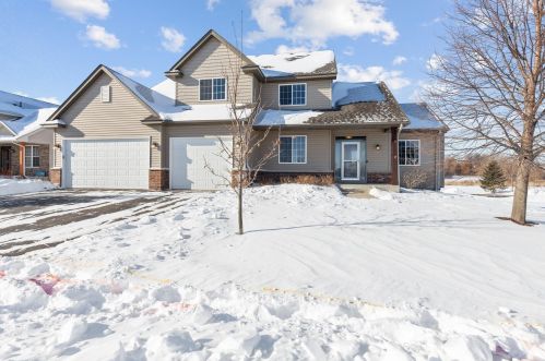 645 Pond View Dr, Lonsdale, MN 55046-3500