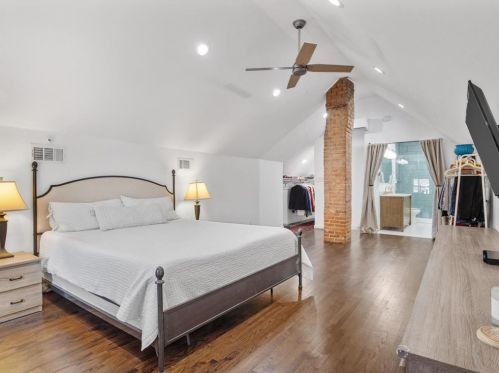 1824 Henderson St, Fort Worth TX 76104-4444 exterior