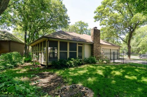 7876 131st St, Saint Paul MN  55124-9703 exterior