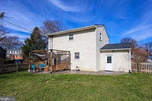 3236 Randy Rd, Lancaster PA  17601-1408 exterior