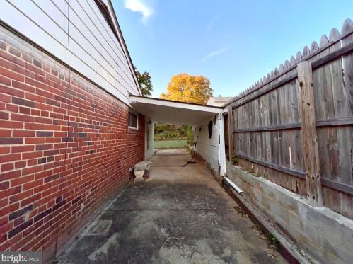 10204 Folk St, Silver Spring MD  20902-3856 exterior