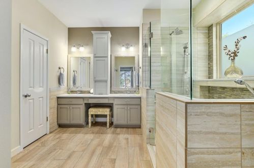 7036 Auckland Dr, Austin TX  78749-4139 exterior