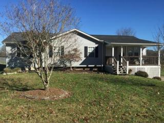 585 Park Ln, Greeneville, TN 37743-1426