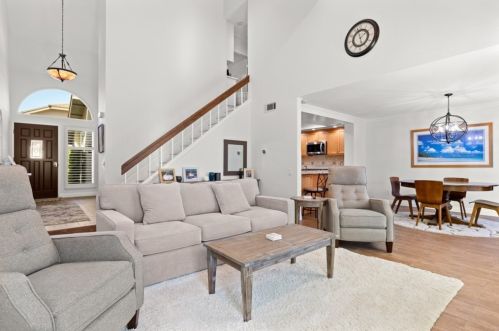 18174 Arbor Ct, Santa Ana, CA 92708-6856