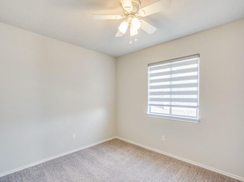 1420 Mapleview Dr, Carrollton TX 75007-6019 exterior