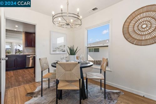 1945 Encima Dr, Concord CA  94519-2207 exterior