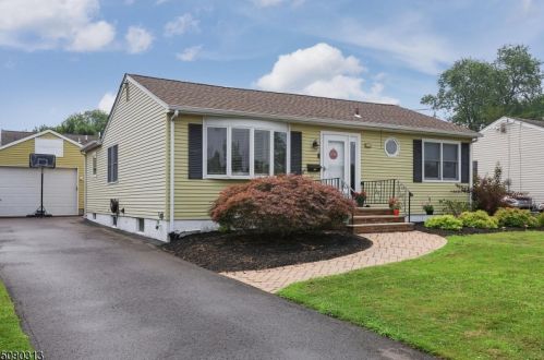411 Jackson Ave, Manville, NJ 08835-1923