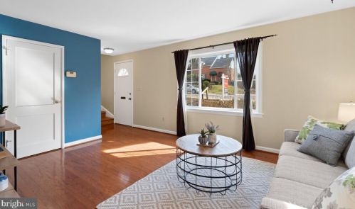 1023 Carson St, Silver Spring MD 20901-1814 exterior