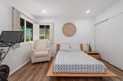 2467 Caminito Ocean Cv, Cardiff By The Sea CA  92007-2225 exterior