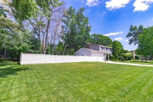 7216 Courtly Rd, Saint Paul MN  55125-1661 exterior