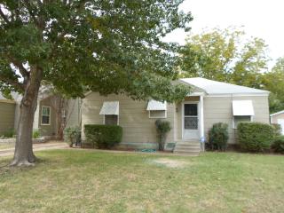 3224 Sandage Ave, Fort Worth TX  76109-2353 exterior