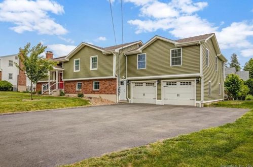 23 Galpin Ln, Kensington, CT 06037-1927