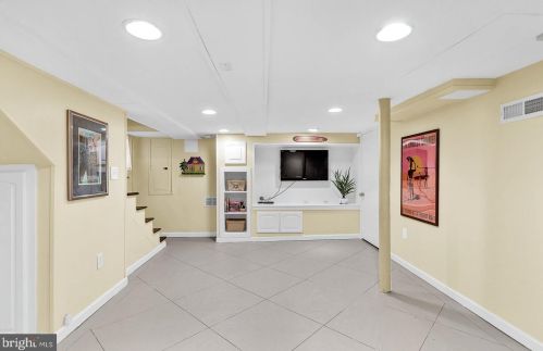 415 2nd Ave, Haddon Heights NJ  08035-1406 exterior