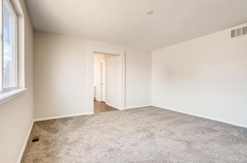 5684 Quemoy Ct, Aurora CO 80018-3133 exterior