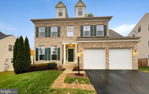 18947 Highland Park Dr, Triangle VA  22172-2067 exterior