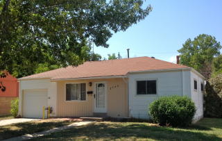 2745 Knox Ct, Denver CO  80219-5840 exterior