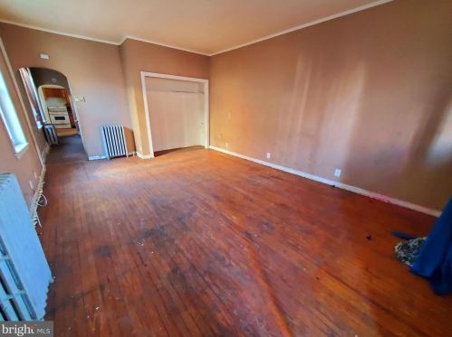 4647 Front St, Philadelphia, PA 19140-1640