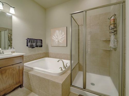 6731 Deleon St, Irving TX  75039-3437 exterior