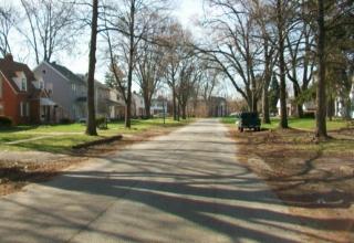 3230 Algonquin Pkwy, Toledo, OH 43606-2105