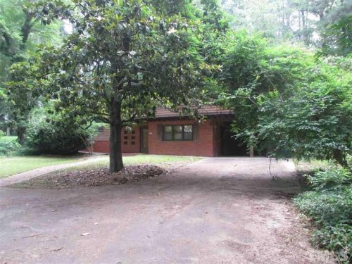 612 Vance St, Sanford, NC 27330-3439